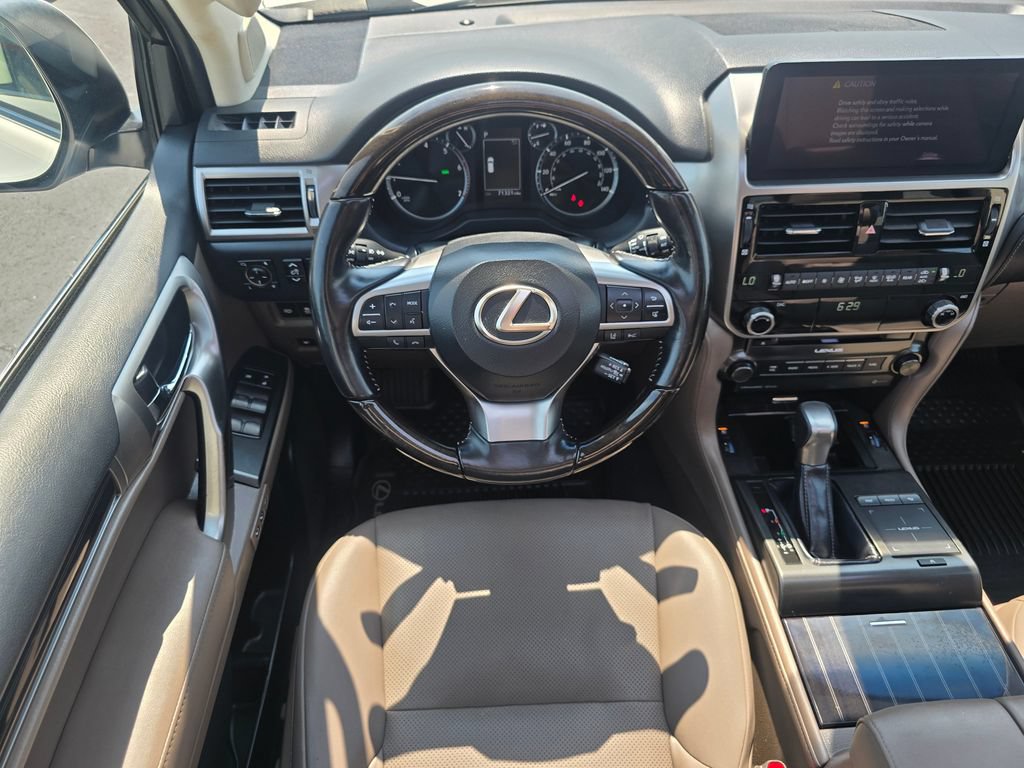 Used 2023 Lexus GX 460 Premium w/ Premium Package AWD/4WD image 18