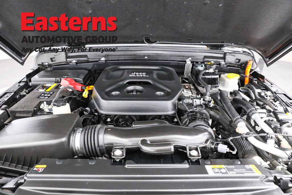 Used 2022 Jeep Wrangler Unlimited Sahara image 7