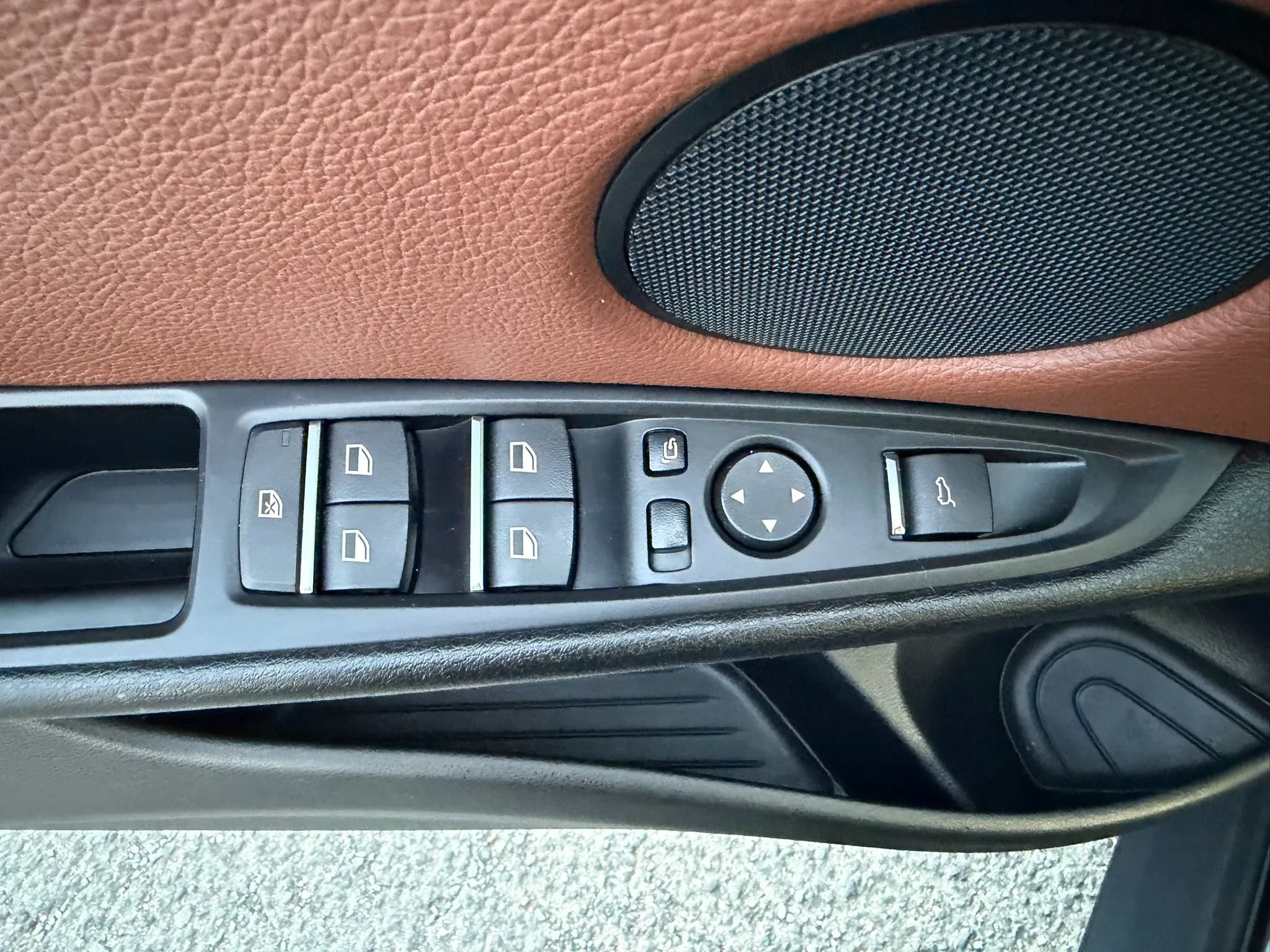 Used 2016 BMW X5 xDrive40e AWD/4WD image 25