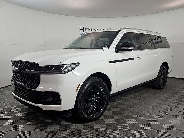 New 2026 Lincoln Navigator L Black Label AWD/4WD image 2