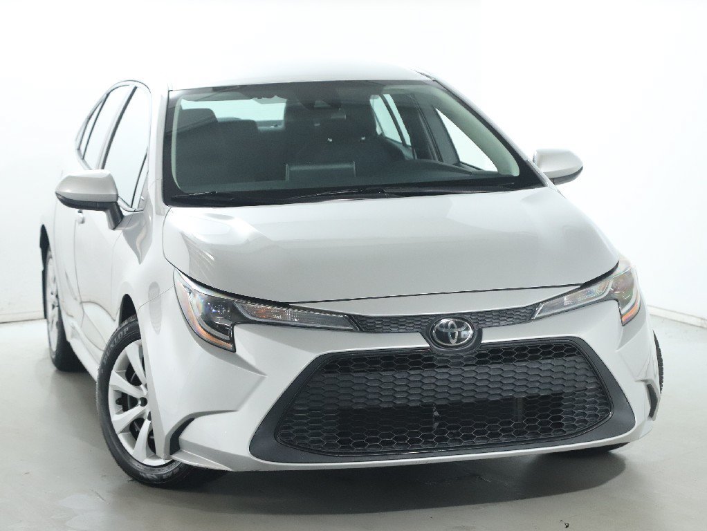 Used 2021 Toyota Corolla LE w/ Carpet Mat Package (TMS) FWD image 2