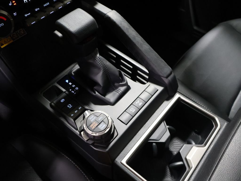 New 2026 Toyota 4Runner TRD Off-Road Premium AWD/4WD image 24
