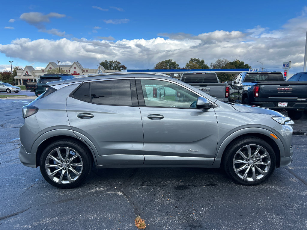 Certified 2024 Buick Encore GX Avenir w/ Avenir Convenience Package FWD image 7