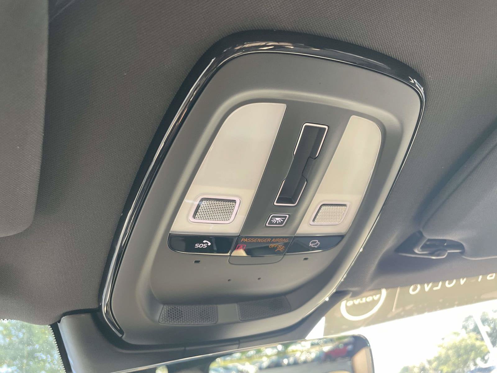Certified 2026 Volvo XC90 B5 Plus AWD/4WD image 29