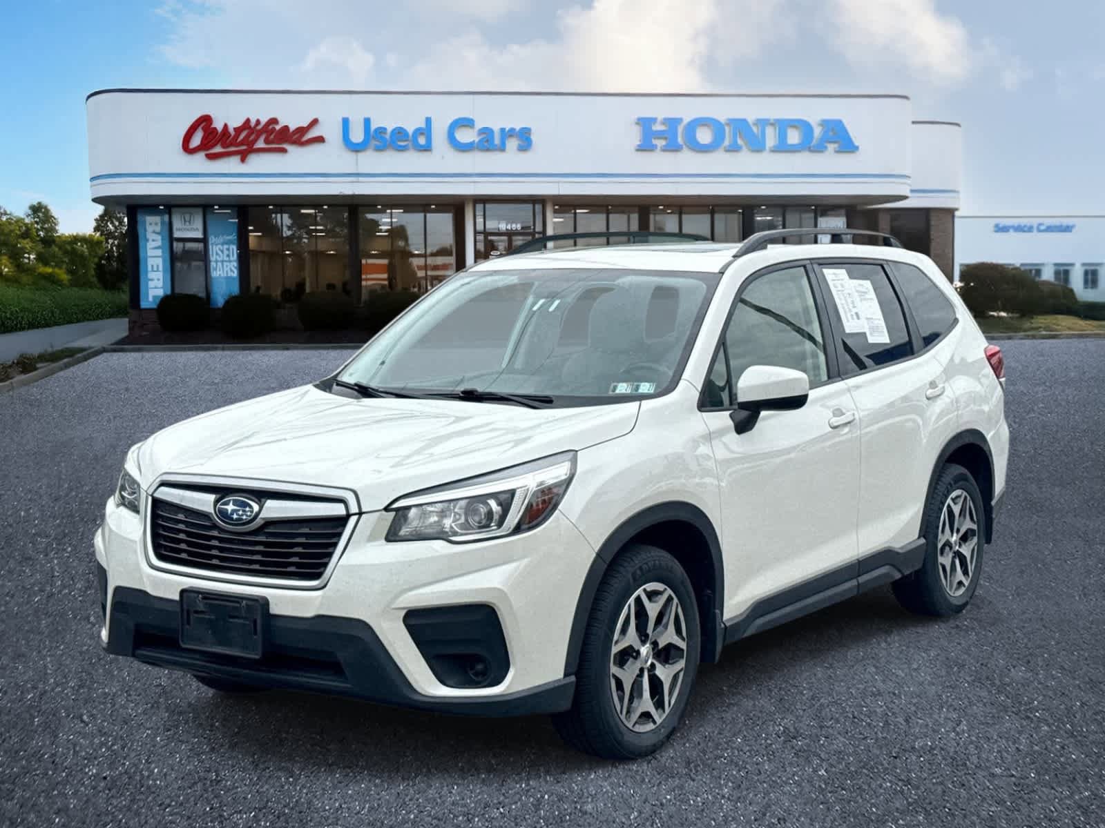 Used 2020 Subaru Forester Premium AWD/4WD image 1