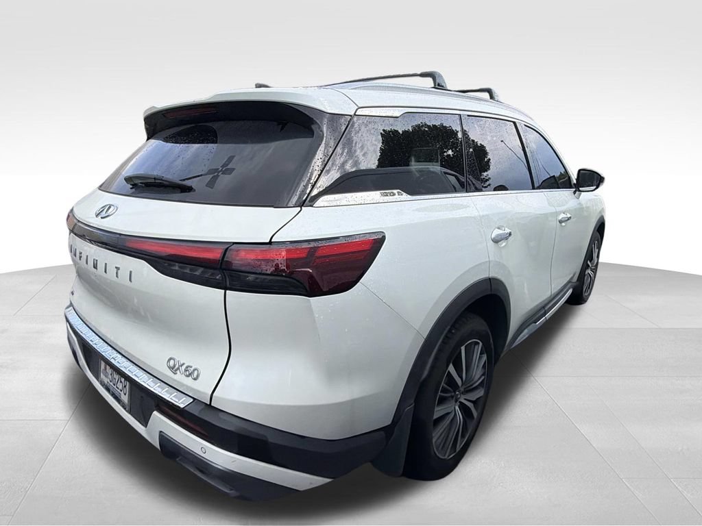 Used 2023 INFINITI QX60 Sensory w/ Cargo Package AWD/4WD image 2