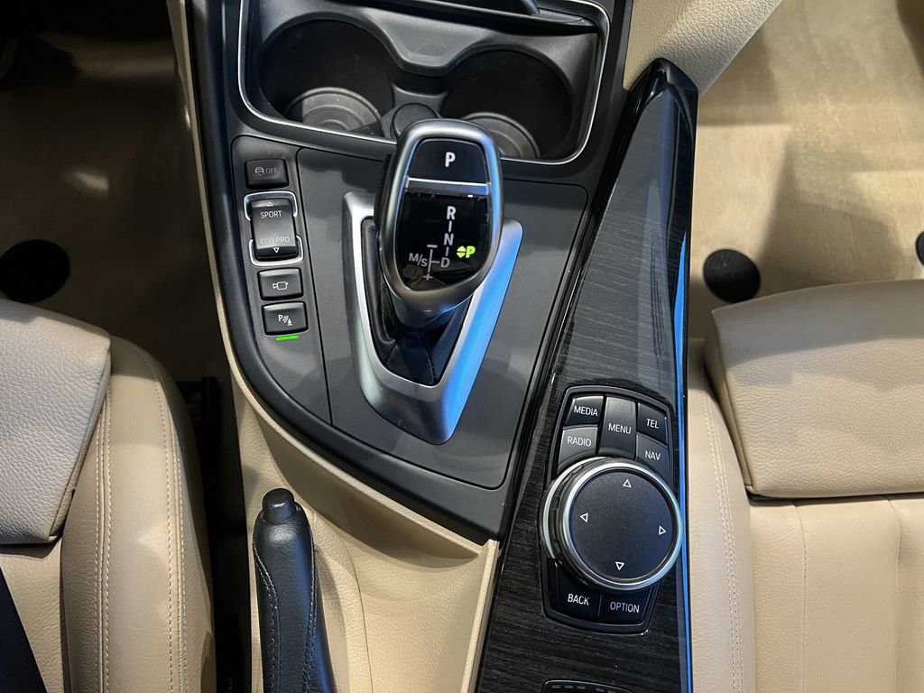 Used 2016 BMW 428i xDrive Convertible image 27