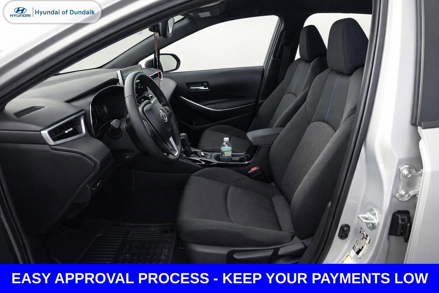 Used 2021 Toyota Corolla SE w/ SE Premium Package FWD image 10
