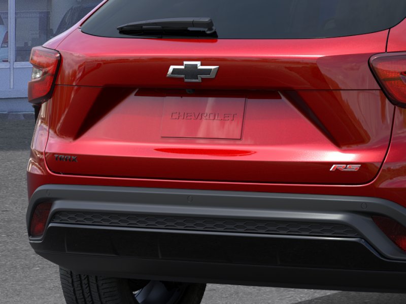 New 2026 Chevrolet Trax RS w/ Sunroof Package FWD image 16