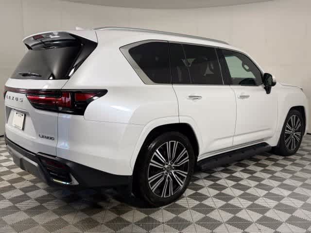 Used 2023 Lexus LX 600 4WD w/ Accessory Package (Z1) image 8