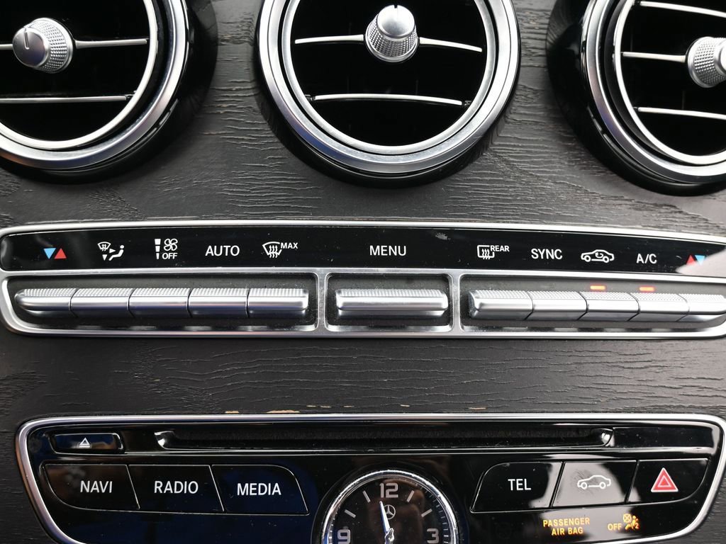 Used 2018 Mercedes-Benz C 300 Sedan image 24
