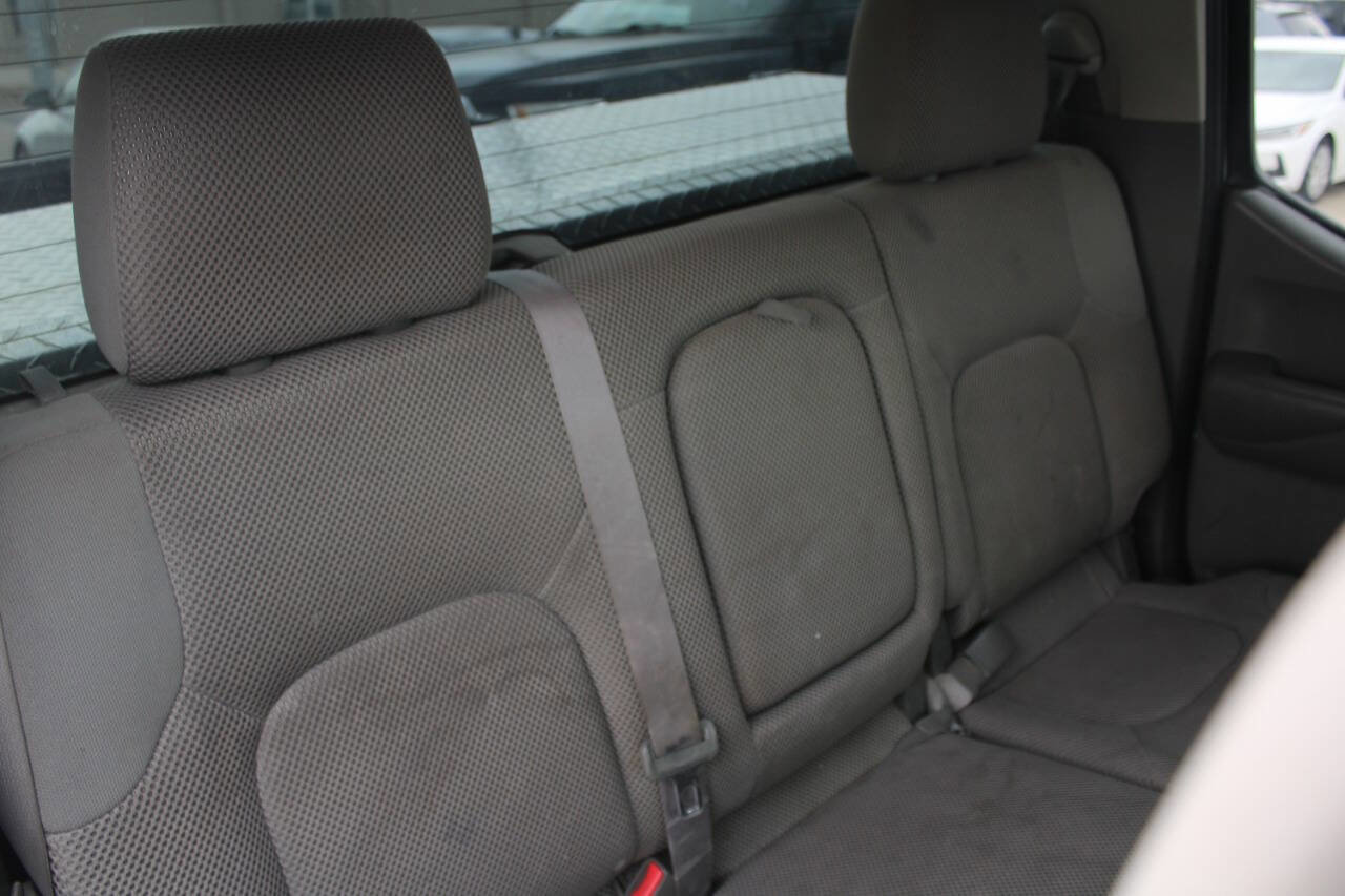 Used 2007 Nissan Frontier SE w/ SE Value Truck Pkg image 11