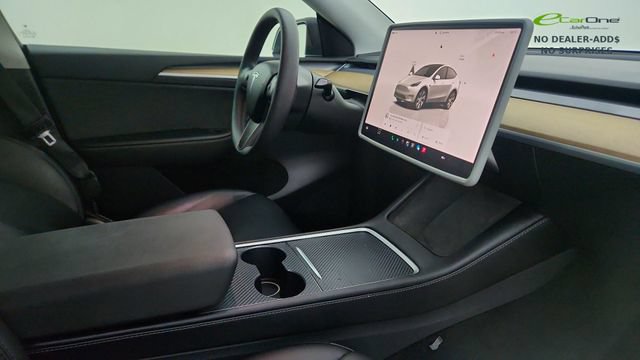 Used 2022 Tesla Model Y Long Range AWD/4WD image 21