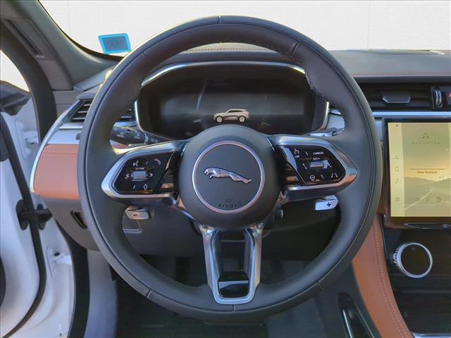 New 2025 Jaguar F-PACE R-Dynamic S image 10