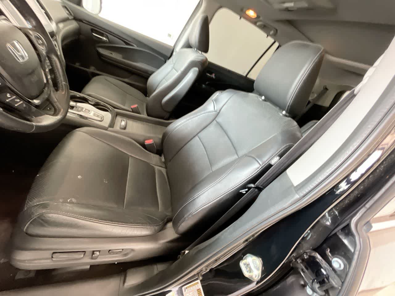 Used 2016 Honda Pilot Elite image 11