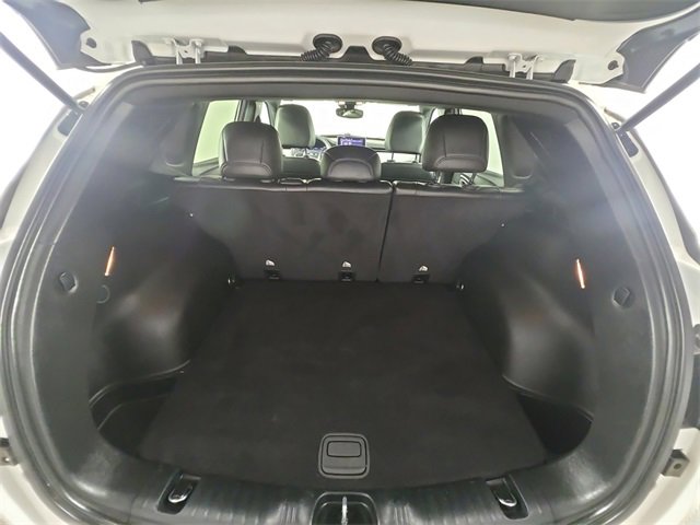 Used 2024 Jeep Compass Latitude image 16