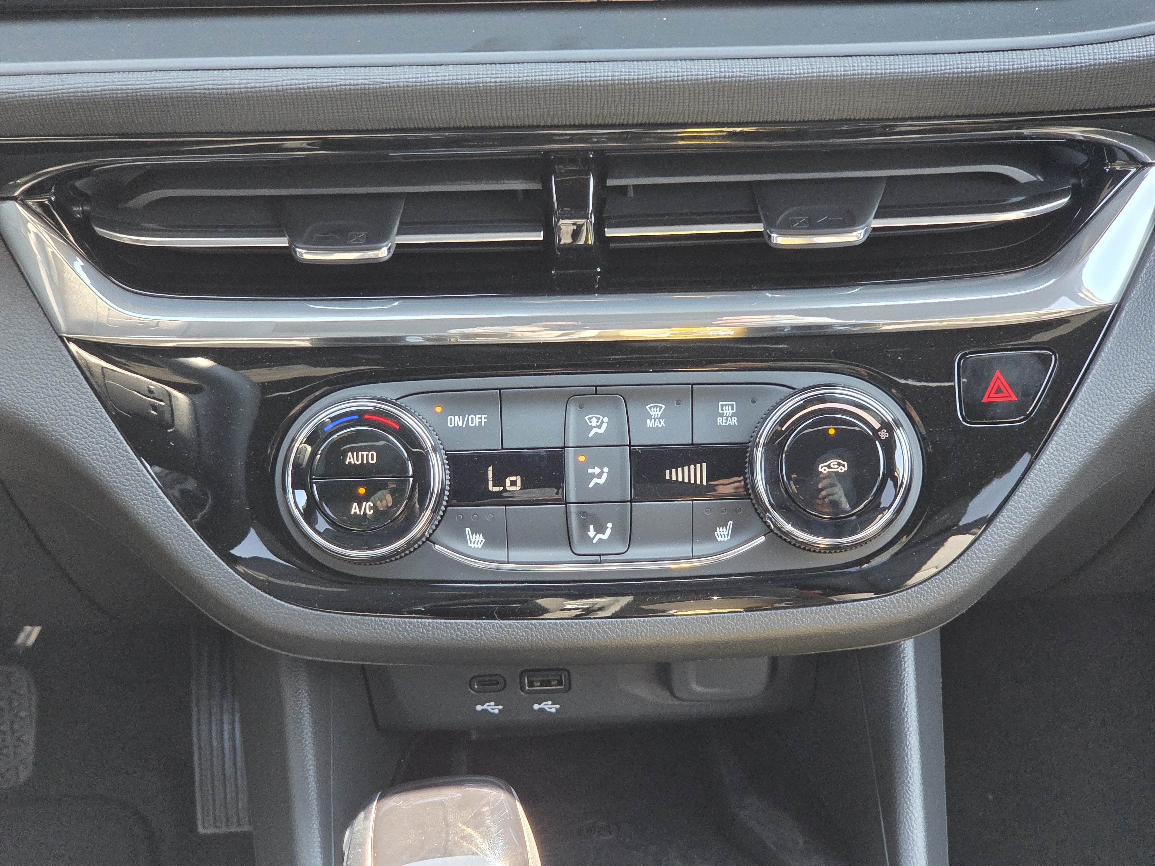 New 2026 Buick Envista Sport Touring w/ Convenience I Package FWD image 12