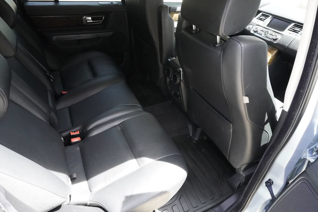 Used 2013 Land Rover Range Rover Sport HSE AWD/4WD image 26