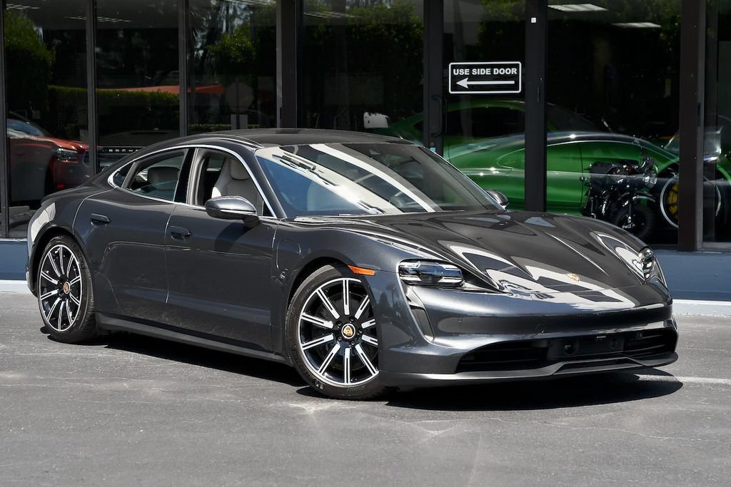 Used 2020 Porsche Taycan 4S AWD/4WD image 2