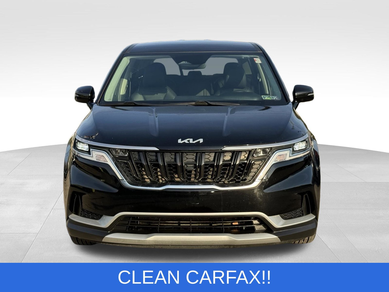 Used 2022 Kia Carnival LX FWD image 12
