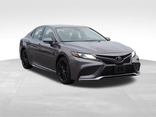 Used 2024 Toyota Camry XSE image 7