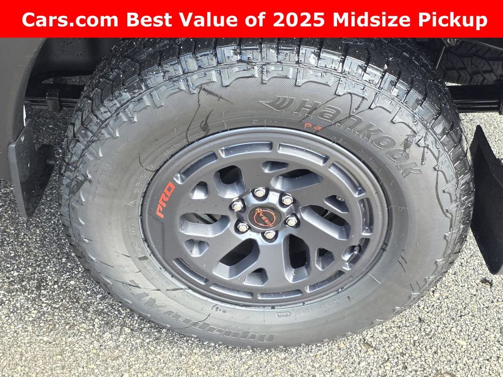 New 2025 Nissan Frontier PRO-4X w/ Interior Protection Package image 33