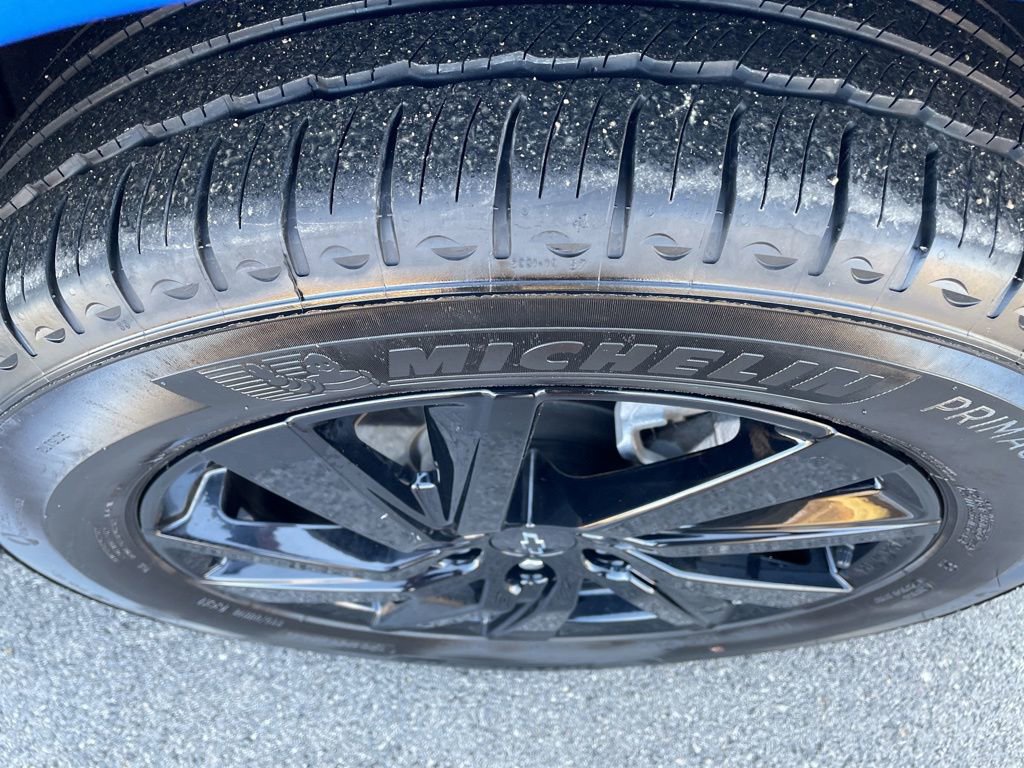 Used 2024 Chevrolet Equinox LS w/ Sport Edition image 28