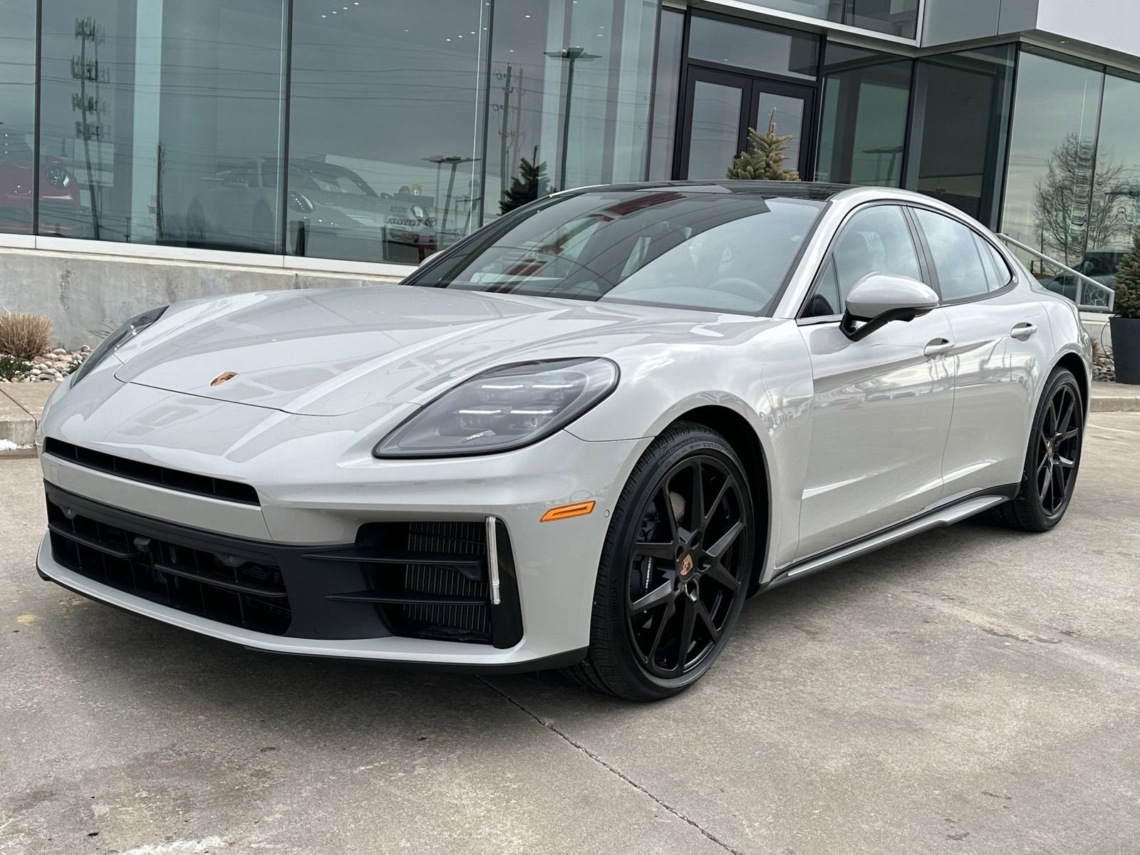 New 2026 Porsche Panamera 4