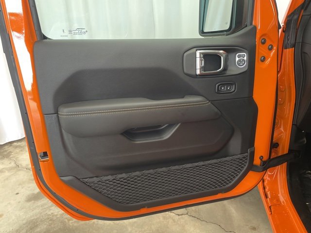 New 2025 Jeep Wrangler Sahara w/ Technology Group image 8
