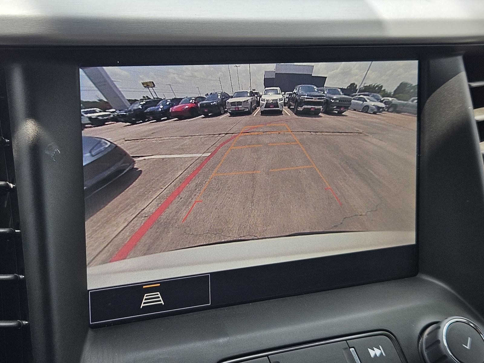Used 2023 GMC Acadia SLT w/ Preferred Package FWD image 24