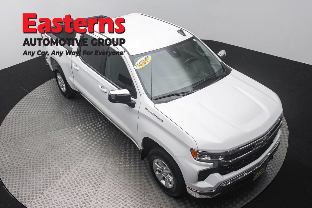 Used 2025 Chevrolet Silverado 1500 LT AWD/4WD image 5