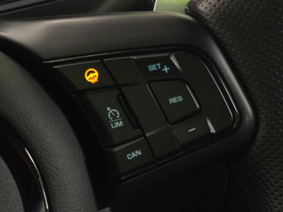 Used 2023 Jaguar F-TYPE R AWD/4WD image 43
