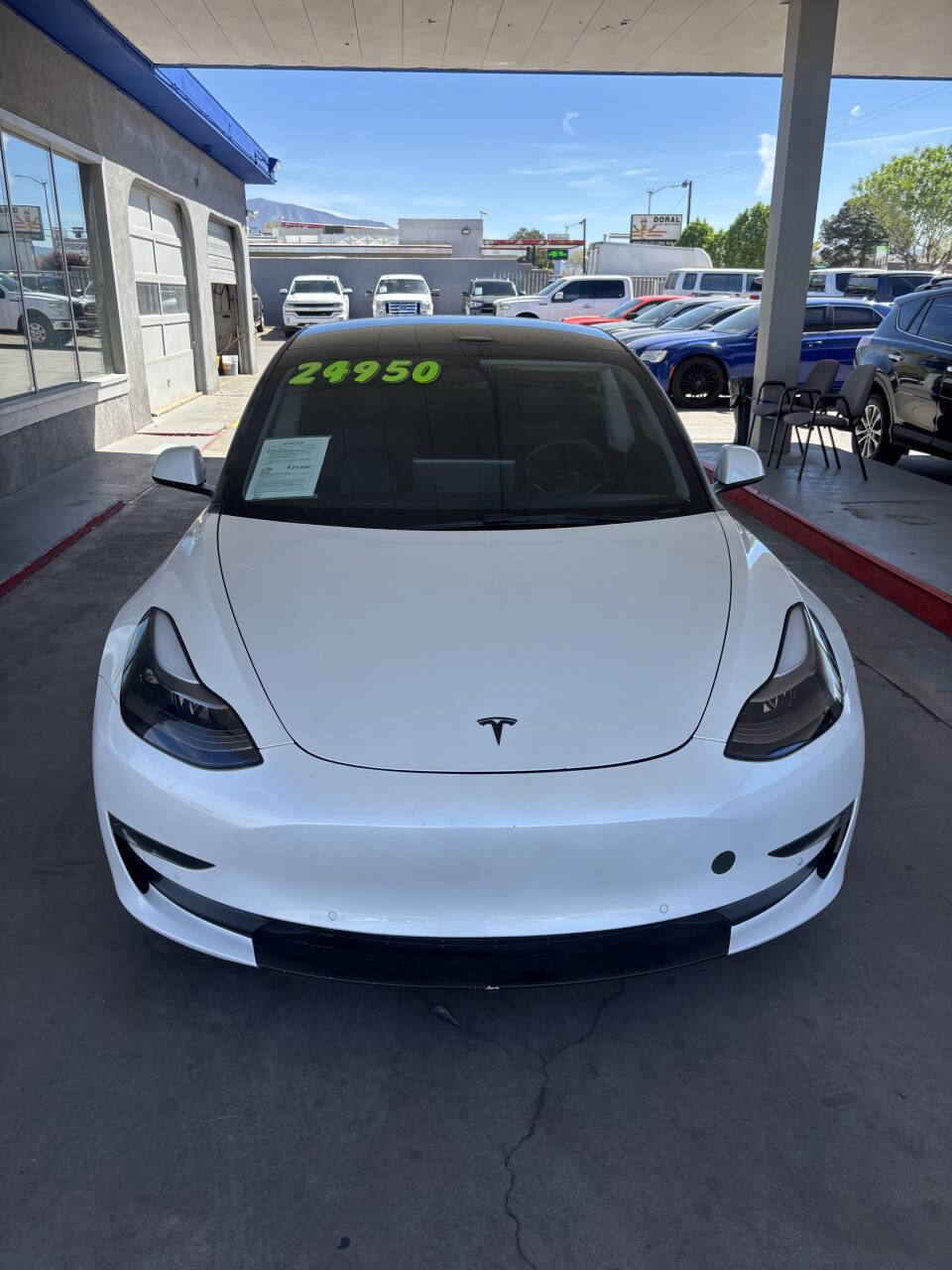 Used 2022 Tesla Model 3 Performance image 3