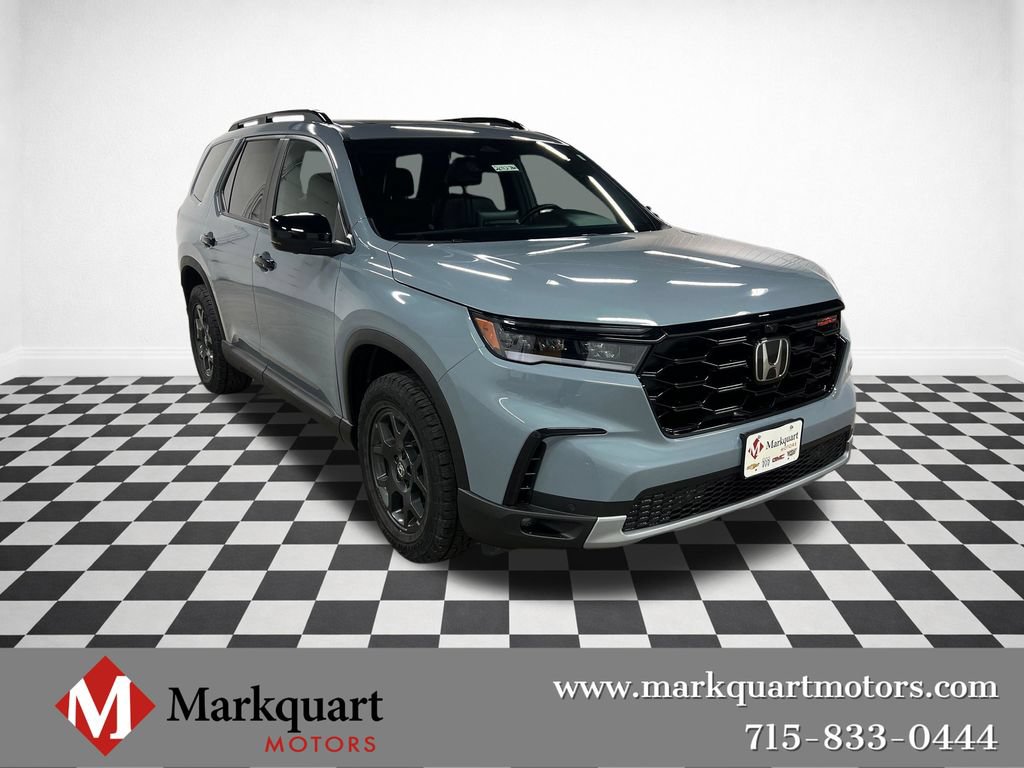 Used 2025 Honda Pilot TrailSport