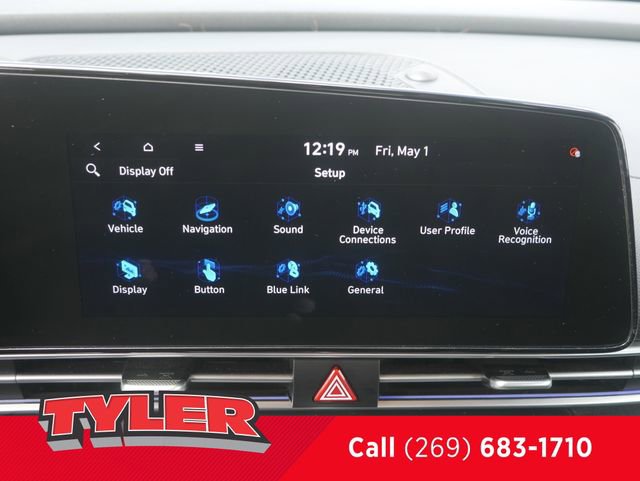 Used 2022 Hyundai Elantra Limited FWD image 45