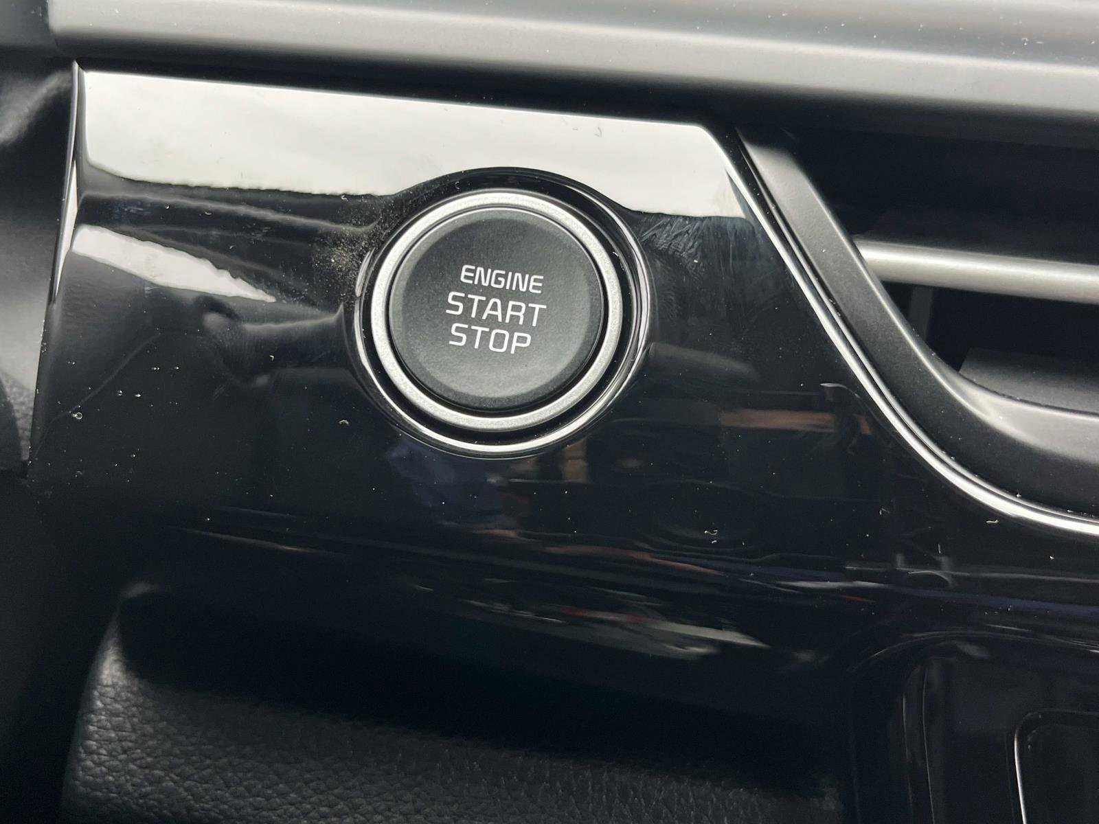 New 2026 Kia Seltos S image 29