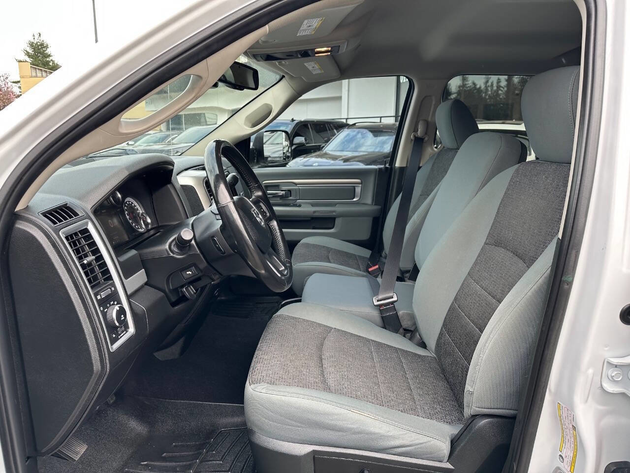 Used 2018 RAM 3500 Big Horn AWD/4WD image 47