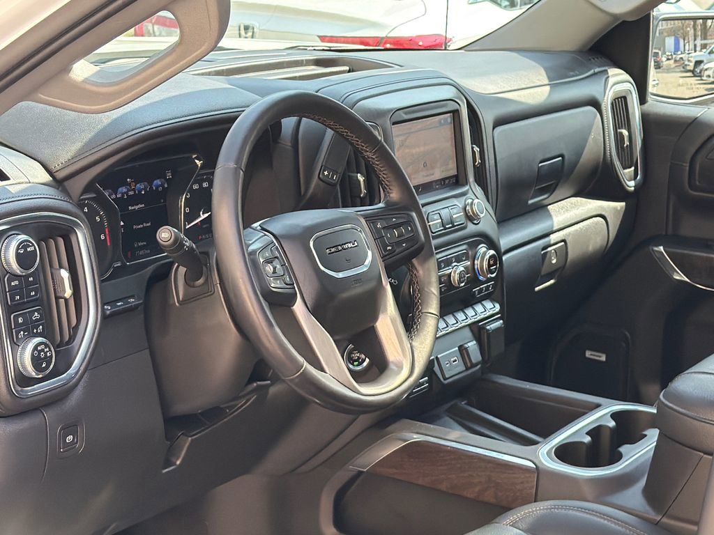 Used 2022 GMC Sierra 1500 Denali w/ Denali Premium Package image 9