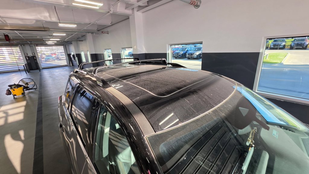 Used 2022 Nissan Pathfinder SL w/ SL Premium Package FWD image 5
