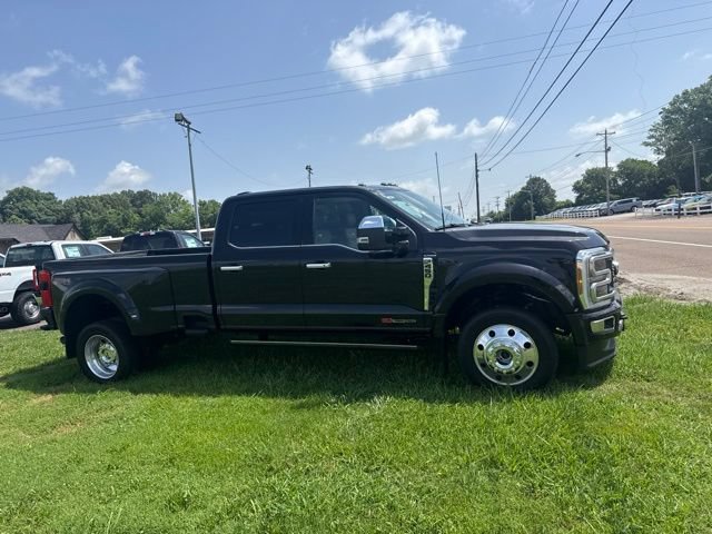 Used 2025 Ford F450 Platinum w/ Platinum Plus Package AWD/4WD image 11