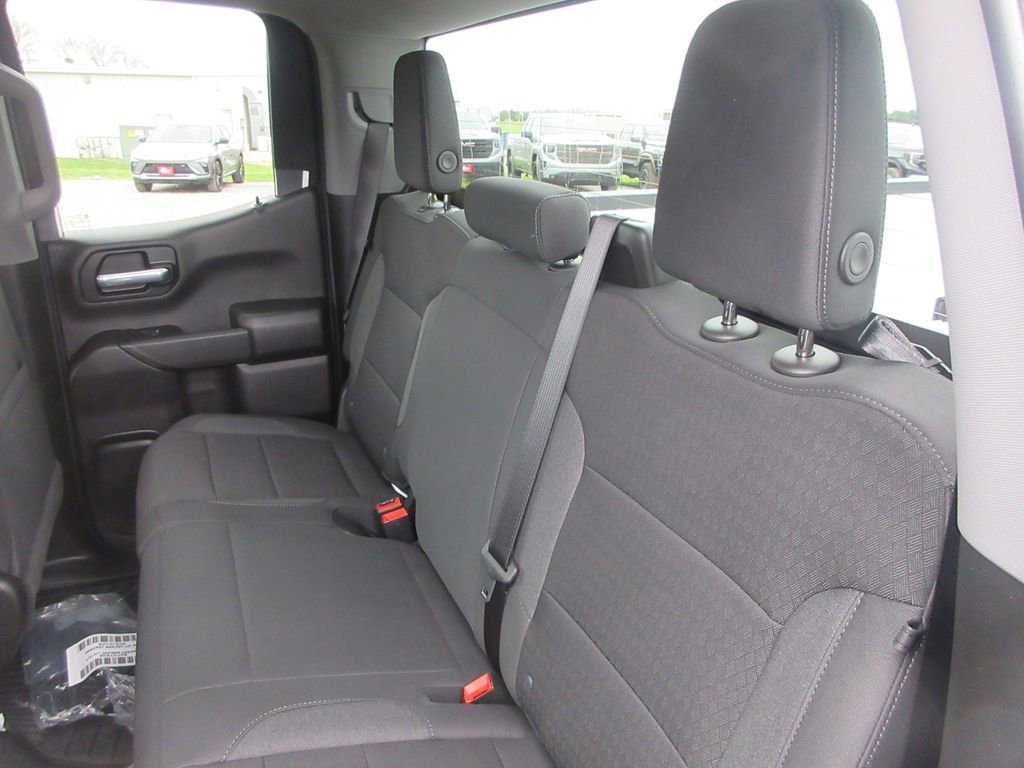 New 2026 GMC Sierra 1500 Pro image 13