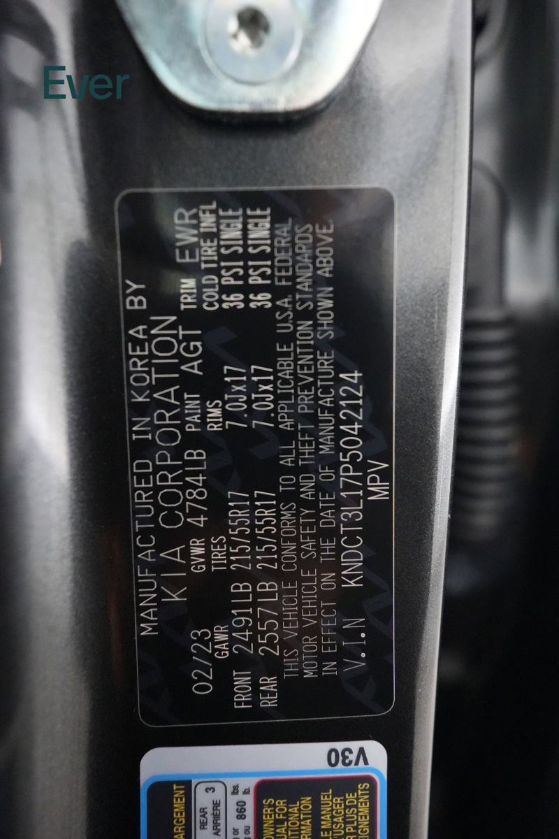 Used 2023 Kia Niro Wave FWD image 28