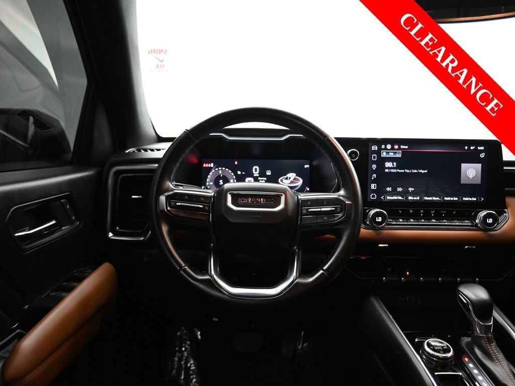 Used 2024 GMC Canyon AT4 w/ Canyon Safety Plus Package image 31