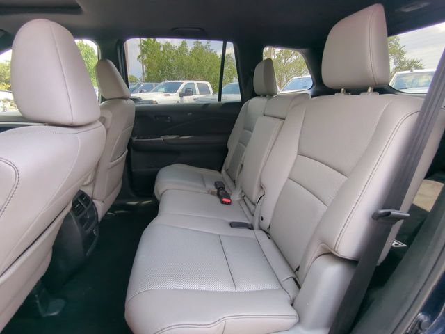 Used 2023 Honda Passport EX-L image 16