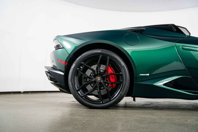 Used 2016 Lamborghini Huracan LP 610-4 AWD/4WD image 9