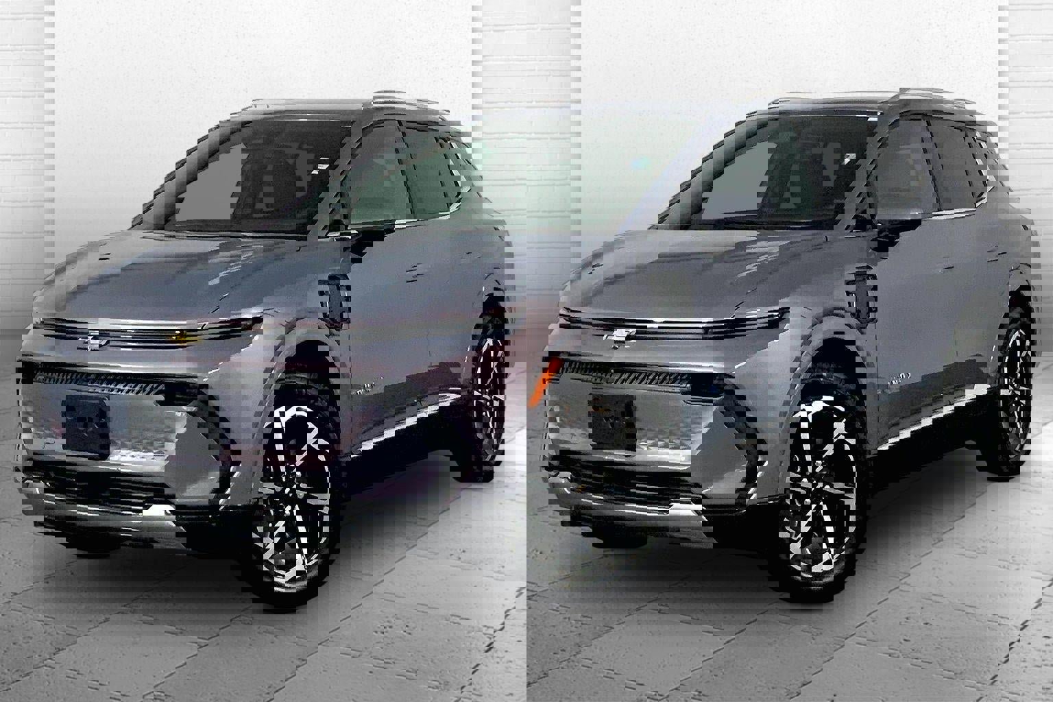 Used 2025 Chevrolet Equinox EV LT FWD image 12