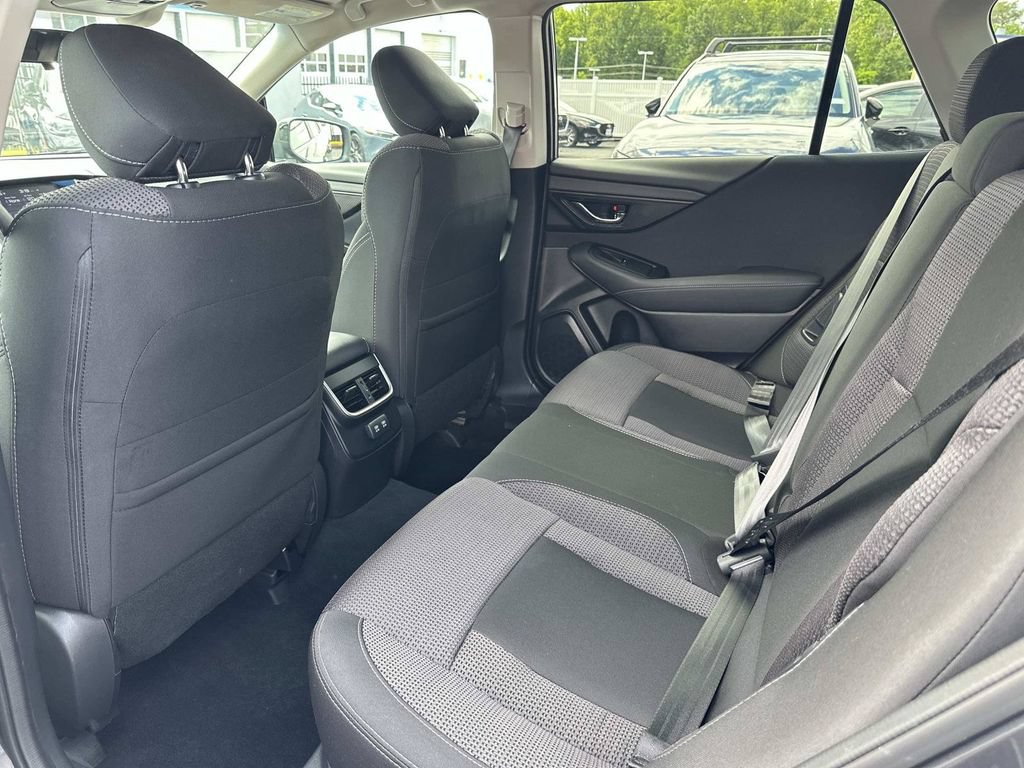 Used 2022 Subaru Outback Premium AWD/4WD image 27
