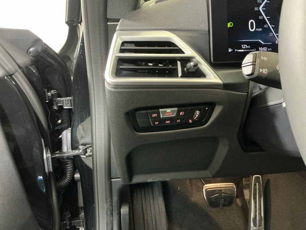 New 2026 BMW 230i Coupe w/ Premium Package RWD image 17