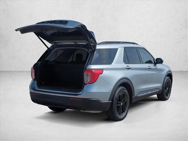 Certified 2023 Ford Explorer XLT image 5