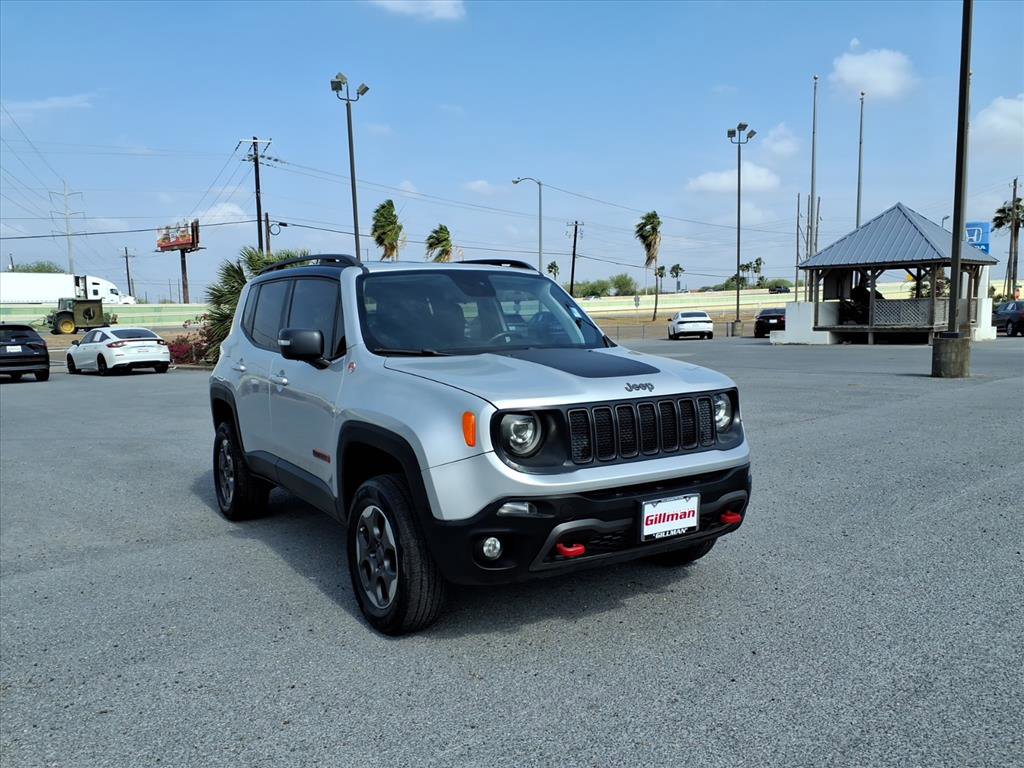 Used 2019 Jeep Renegade Trailhawk w/ Trailer Tow Group video 2